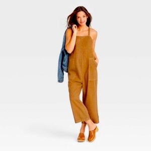 Universal Thread Women’s Utility Cropped Jumpsuit Linen Romper